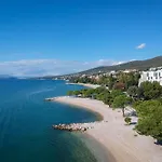 Moderne In Mit Schoener Terrasse By Interhome Διαμέρισμα Crikvenica