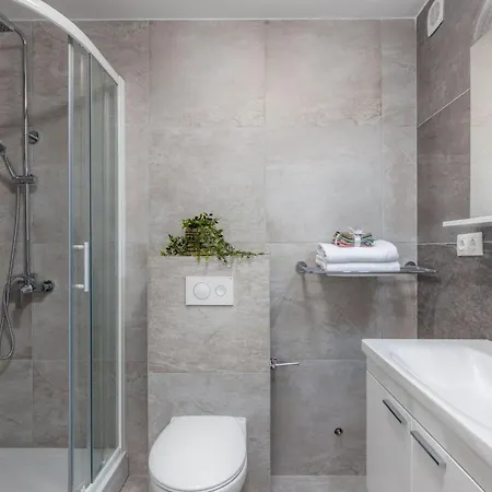 Moderne In Mit Schoener Terrasse By Interhome Apartament *