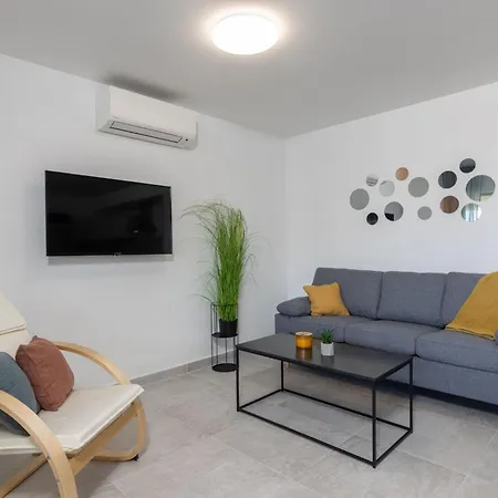 Moderne In Mit Schoener Terrasse By Interhome Apartment Crikvenica
